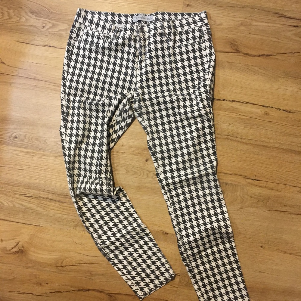 Zara Black and white Herringbone Jeans
